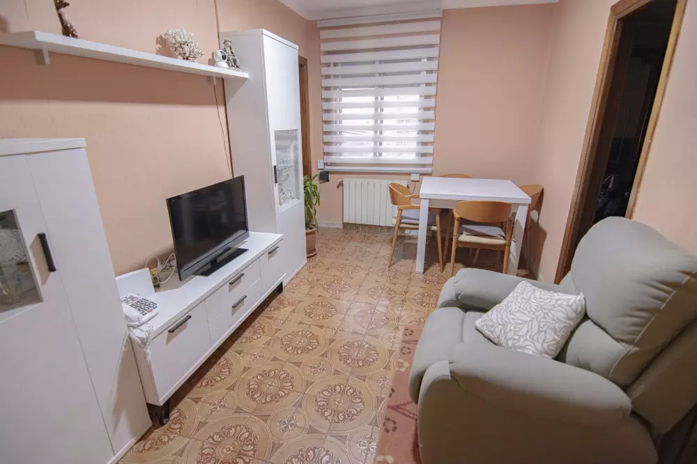 2 habitaciones dobles, reformado cerca de la parada de metro